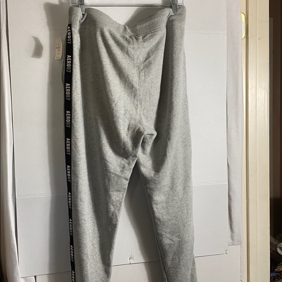 NWT..AERO JOGGER SWEATPANTS - Picture 3 of 8